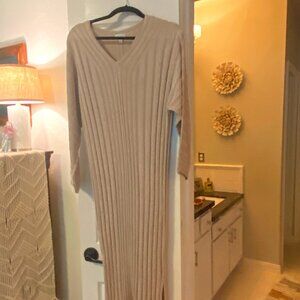 EUC Garnet Hill Sz L Beige / Tan Dress